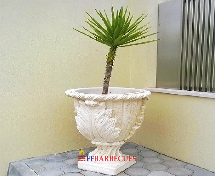 VASES EN PIERRE RECONSTITUÉE F F 245-F