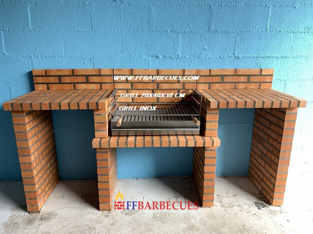 BARBECUE EN BRIQUES RUSTIQUES F F 208-F